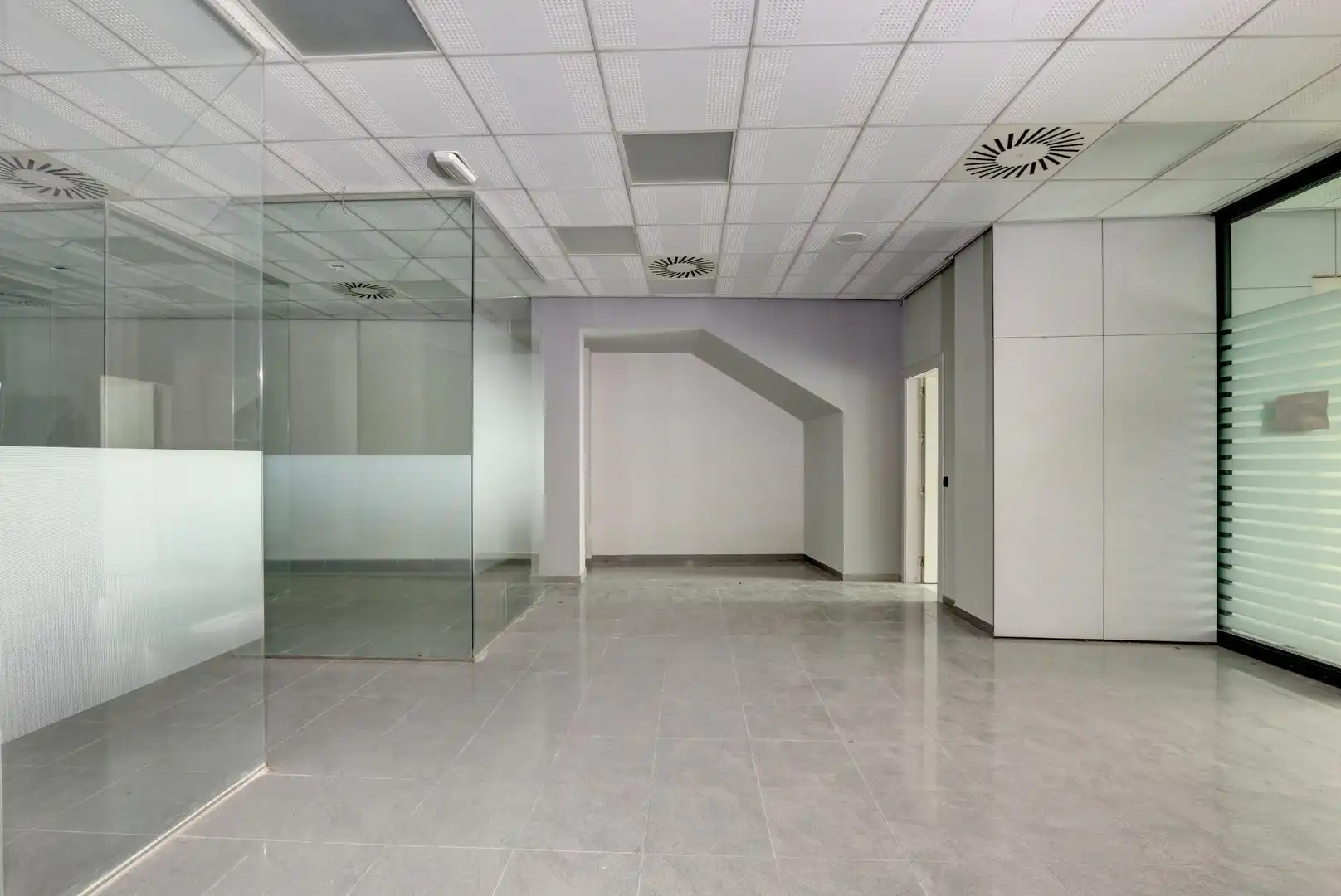 Business premises for sale in Núcleo Urbano, imagen 6