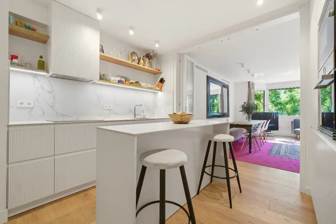 Flat with lift for sale in Calle de Miguel Ángel, imagen 6