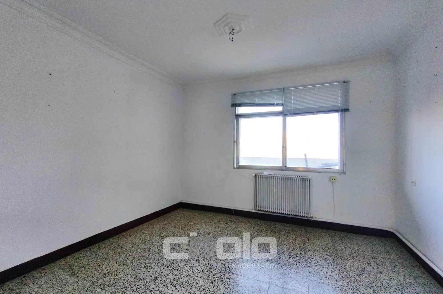 Schlafzimmer von Wohnung zum Verkauf in Lugo mit Heizung, Terrasse und Balkon