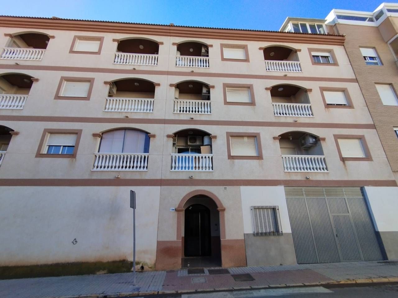 Flat for sale in Calle JULIO CESAR, 136, Plaza de la Luz