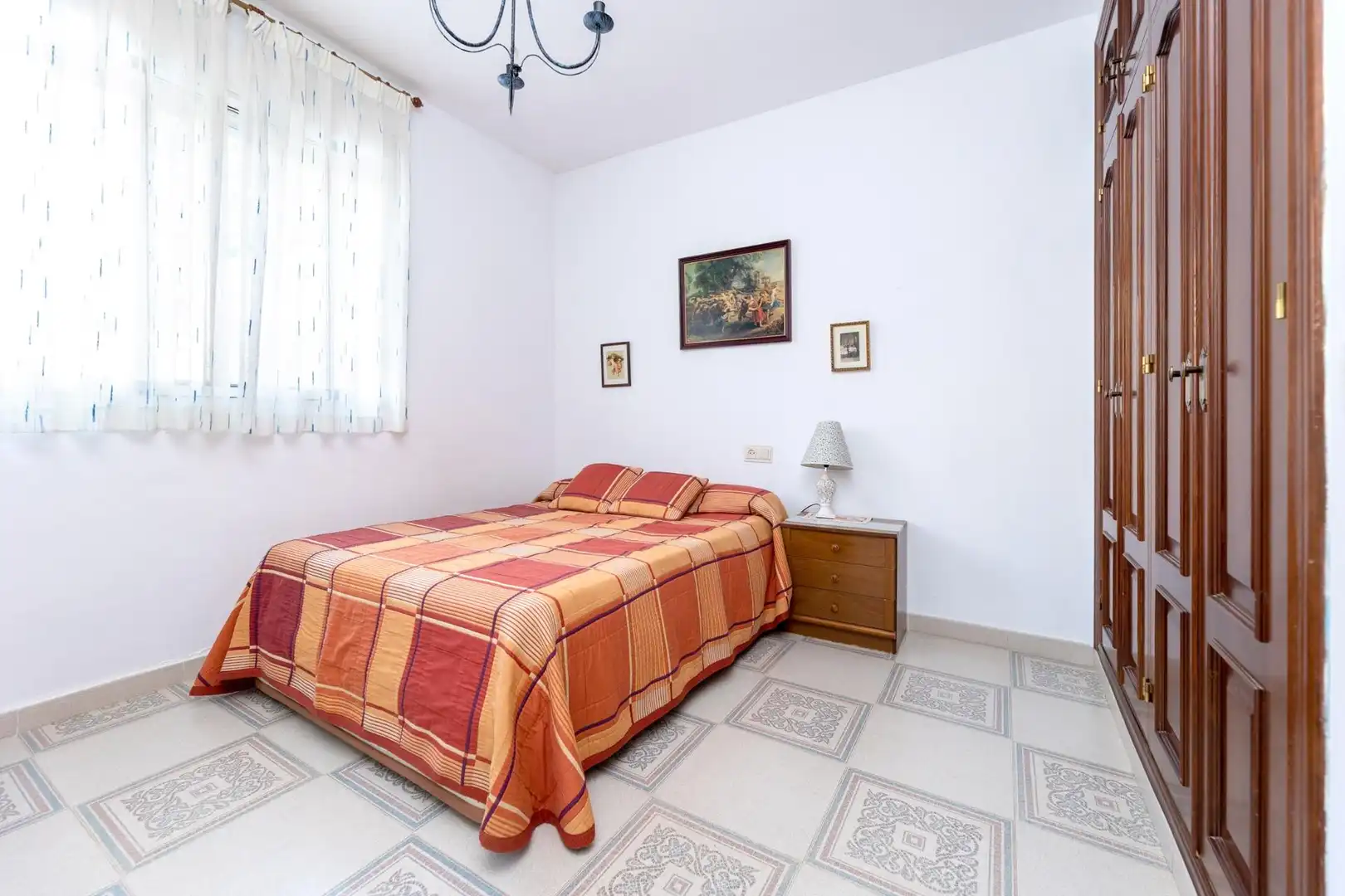 Dormitori de Casa o xalet en venda en Cogollos de la Vega amb Jardí privat, Terrassa i Traster