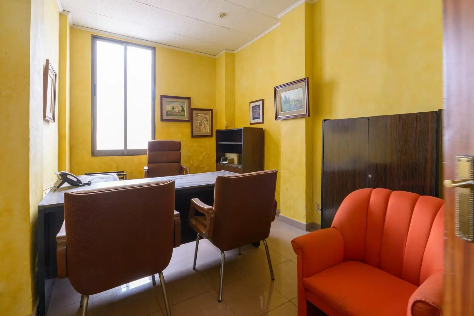 Ground floor for sale in Gandia  with Air Conditioner and Terrace
