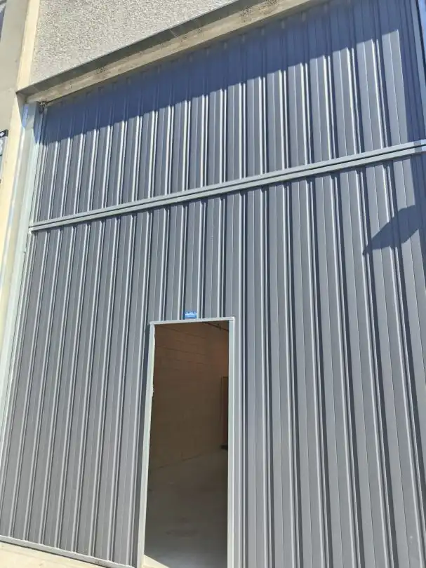 Industrial buildings for rent in Lezama
