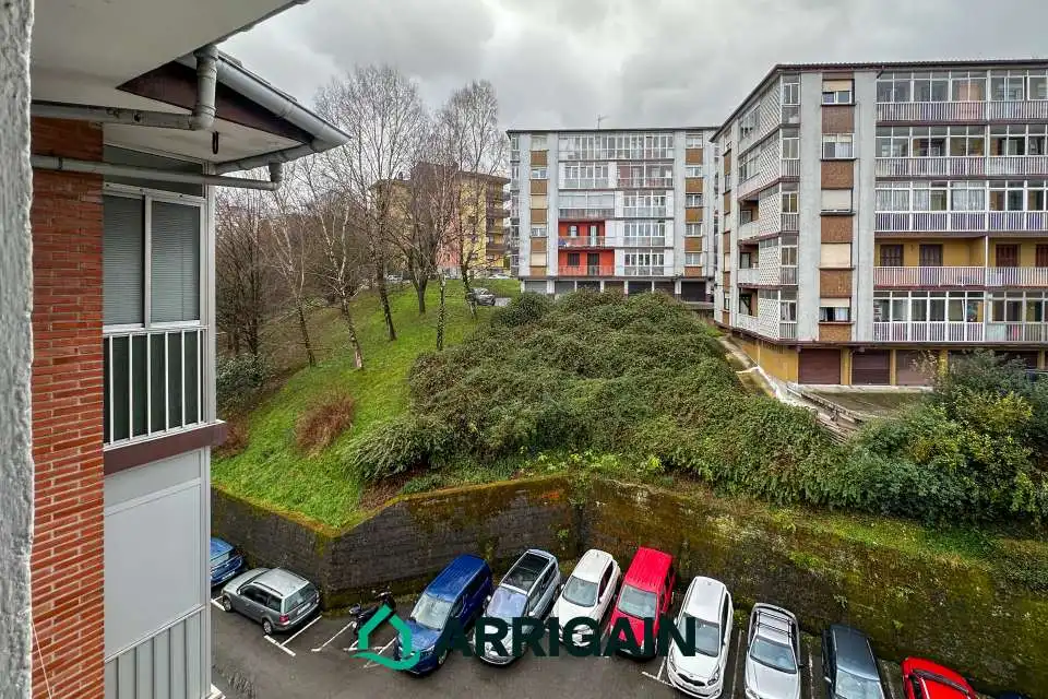 Parking de Piso en venta en Andoain con Calefacción y Terraza