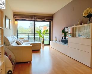 Living room of Flat for sale in Girona Capital  with Air Conditioner and Balcony