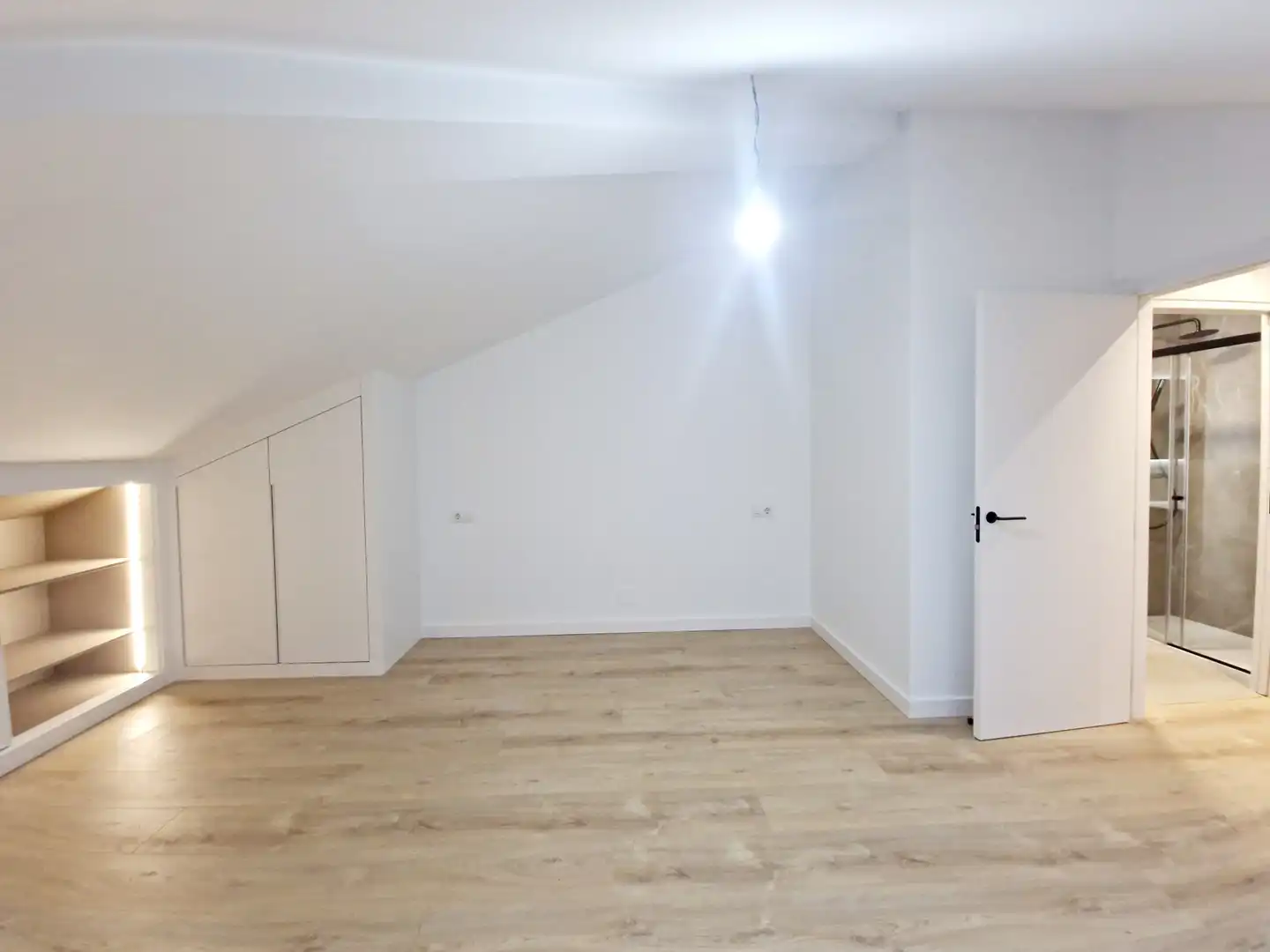 Dachboden zum Verkauf in A Coruña Capital  mit Heizung, Ofen und Waschmaschine