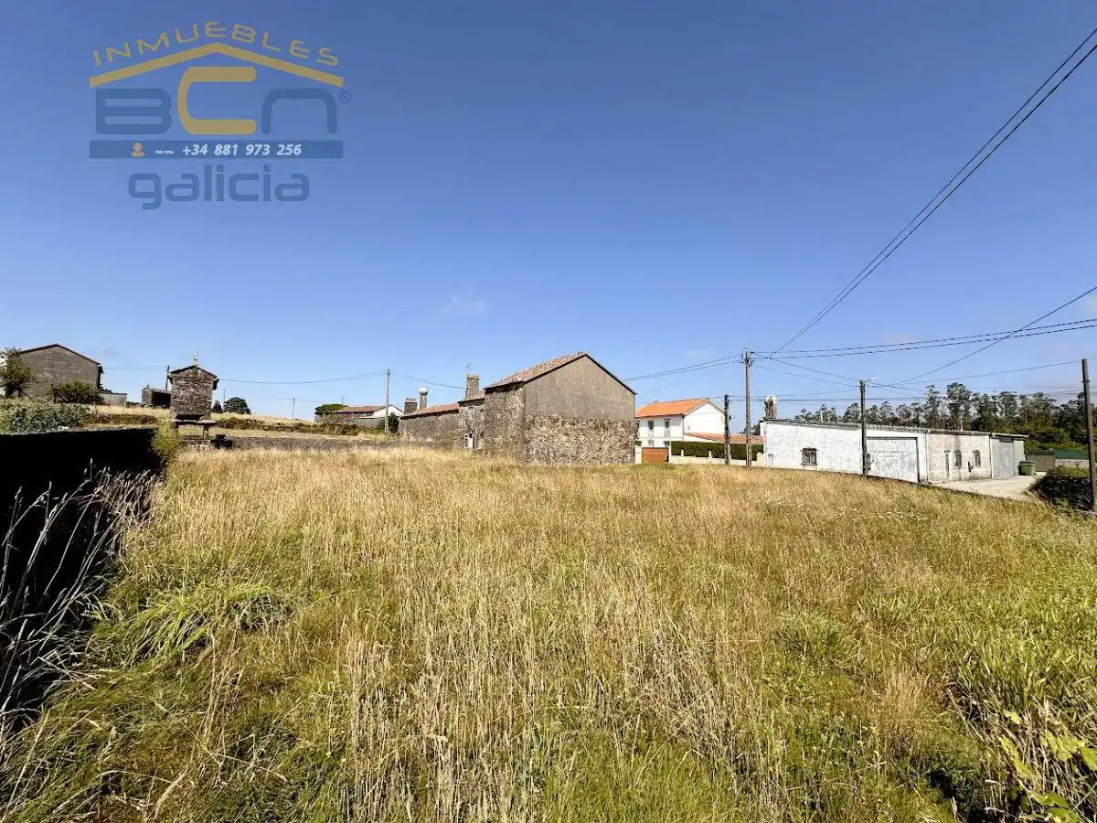 Finca rústica en venda en Negreira