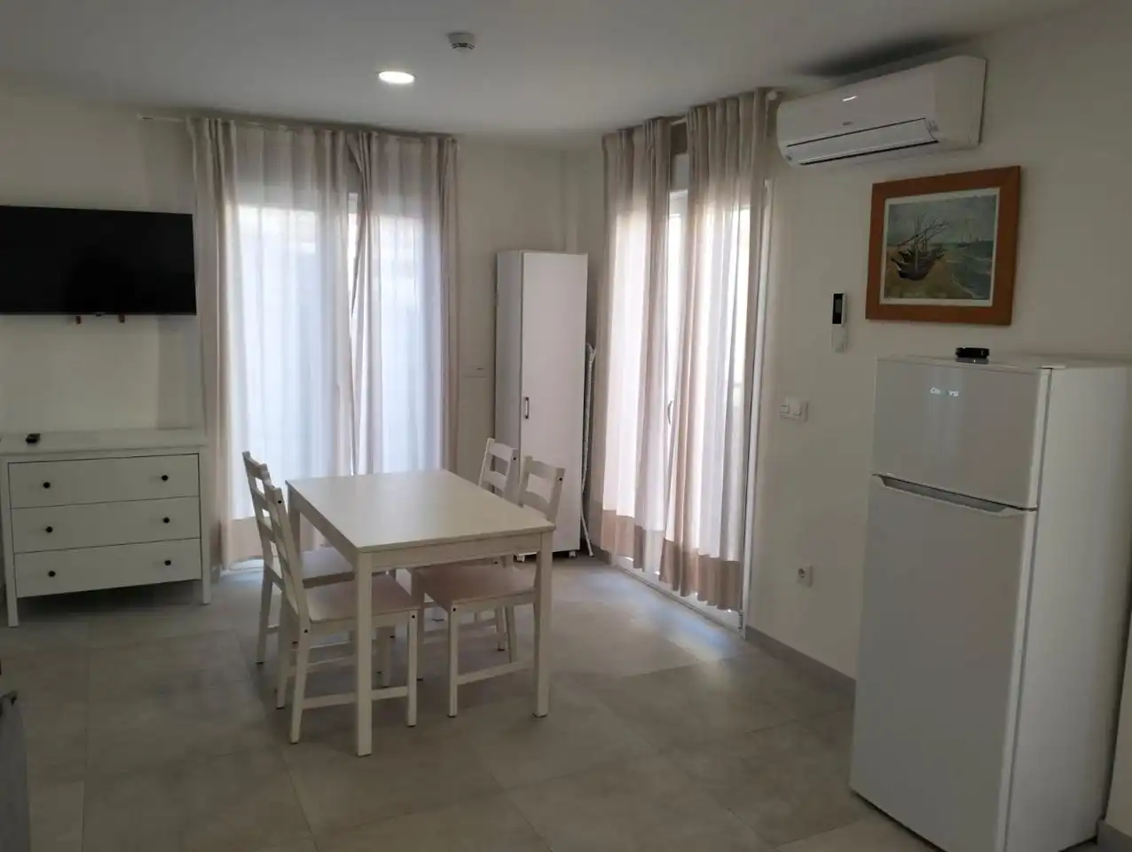 Dining room of Flat for rent in Almuñécar  with Air Conditioner, Terrace and Furnished