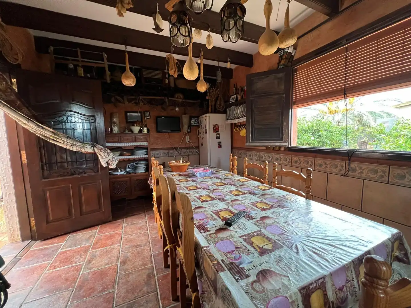 Cuina de Casa o xalet en venda en Elche / Elx amb Jardí privat, Terrassa i Piscina