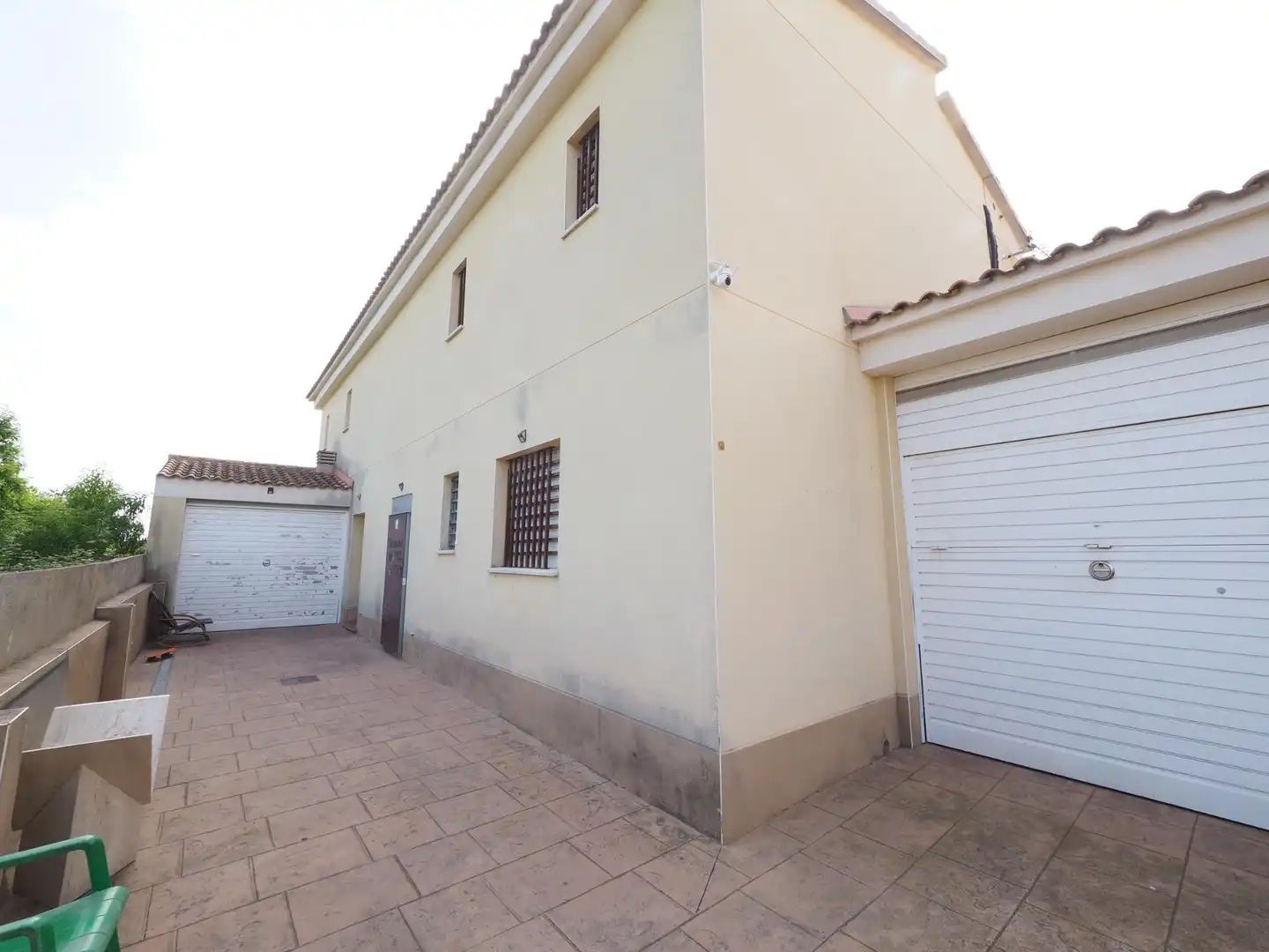 Exterior view of Houses for sale in Santa Oliva  with Private garden and Terrace