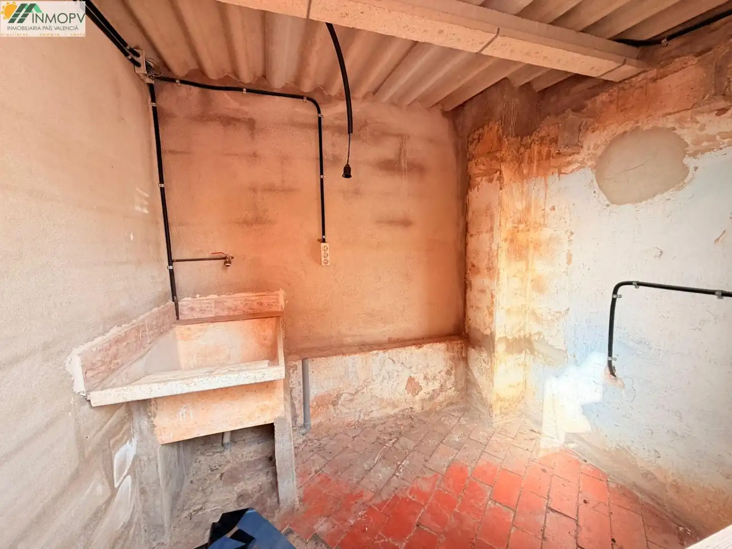 Kitchen of Houses for sale in Alcanar  with Parquet flooring, Terrace and Storage room