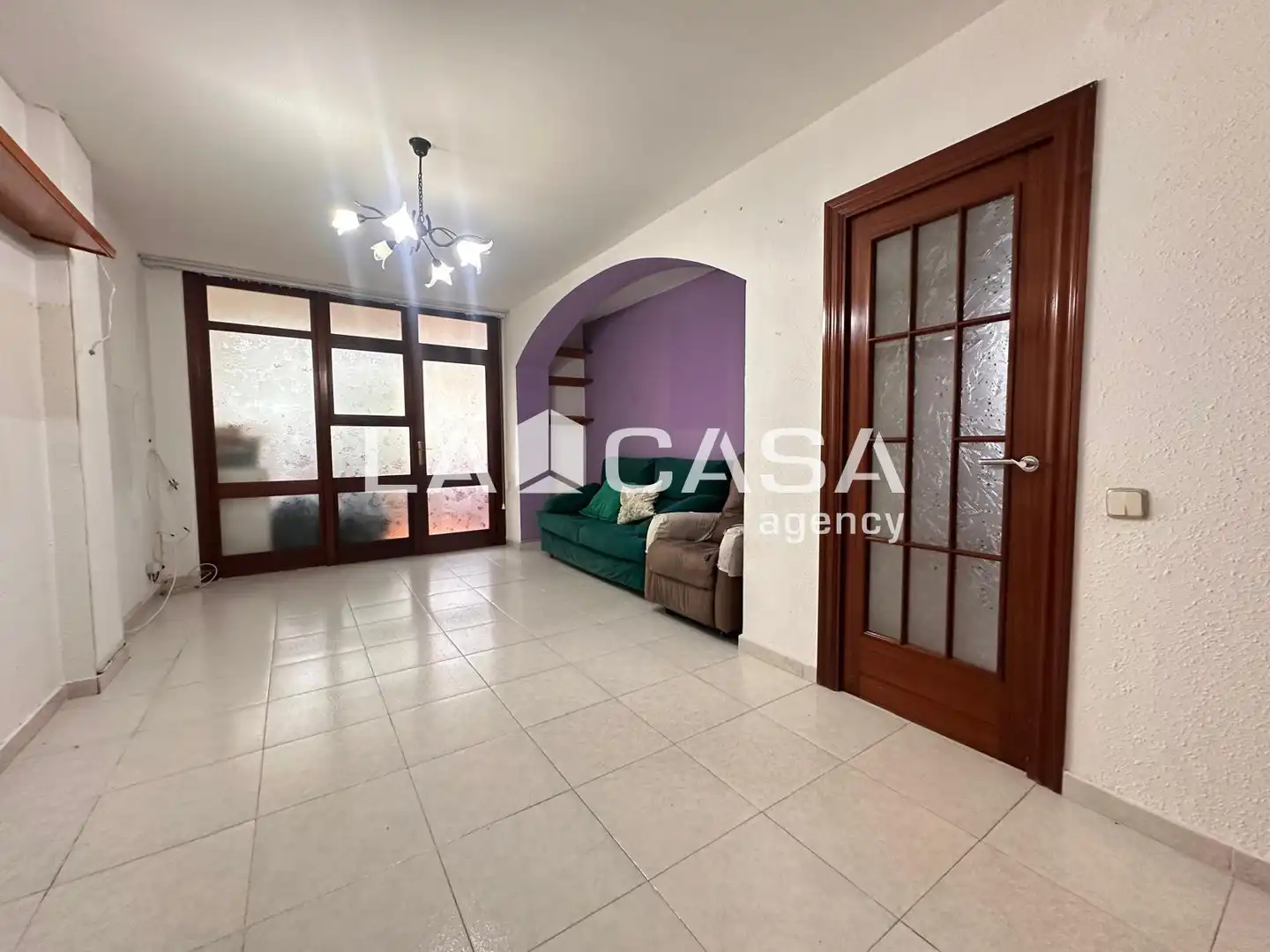 Piso en venta en Canovelles con Balcón