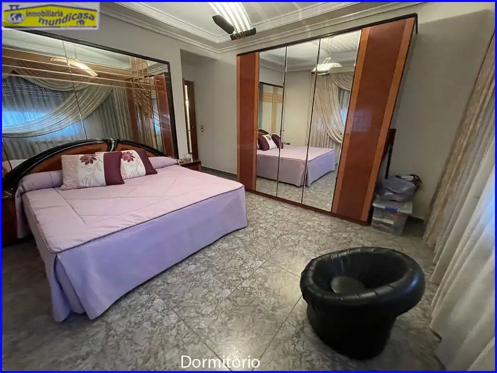 Habitación de Casa o chalet en venta en Murcia con Jardín privado, Terraza y Amueblado