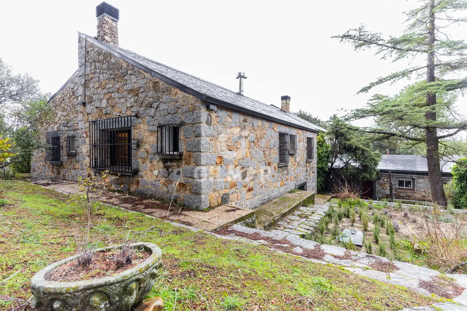 Vista exterior de Casa o xalet en venda en Collado Villalba amb Calefacció i Jardí privat