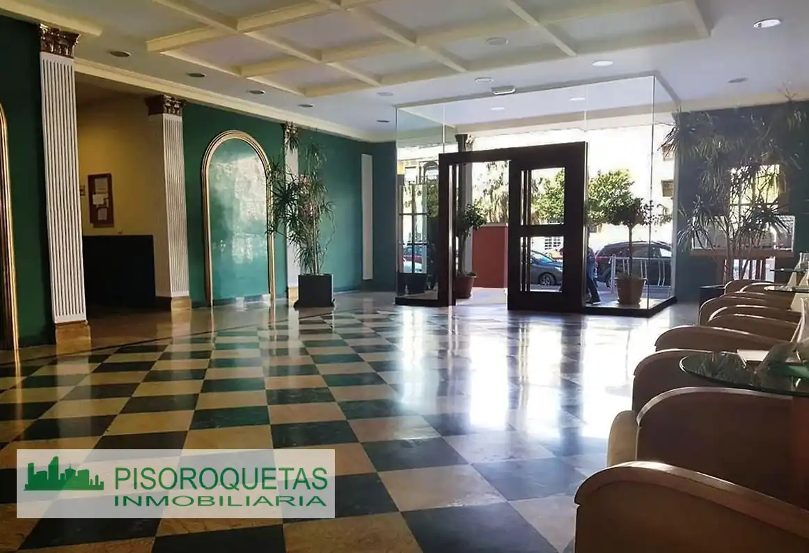 Flat for rent in Avenida Reino de España, 152, Las Salinas