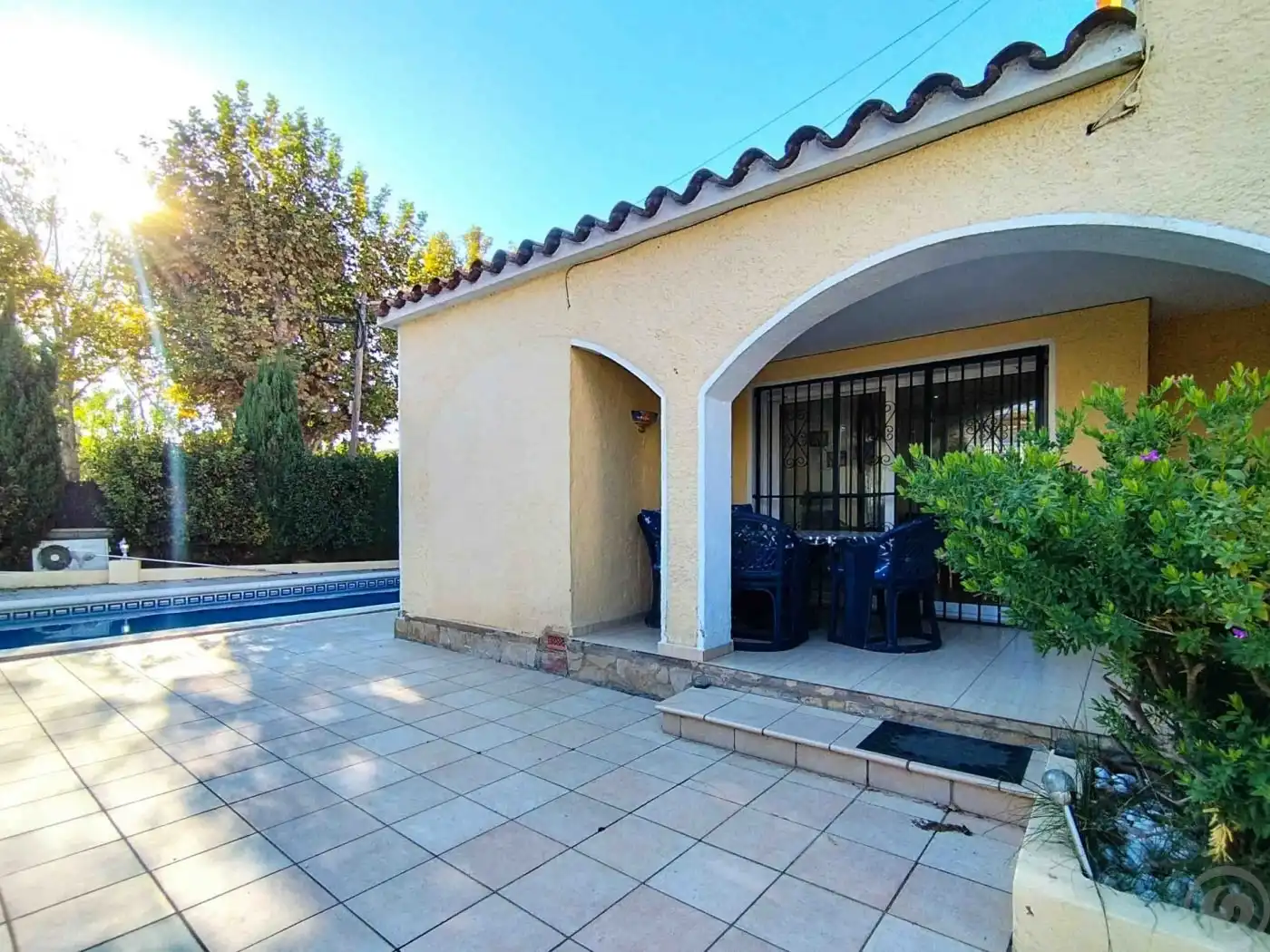 Jardí de Casa o xalet en venda en Empuriabrava amb Aire condicionat, Calefacció i Terrassa