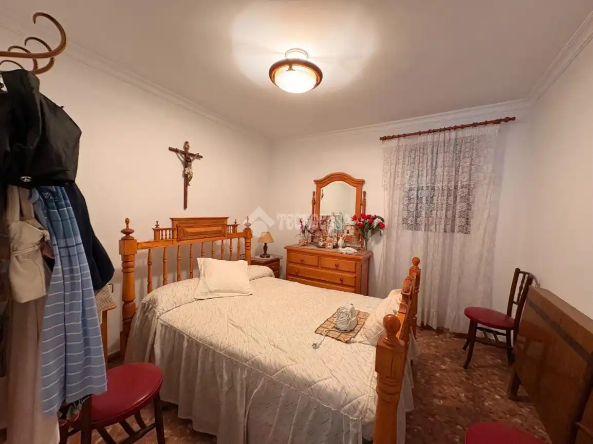 Habitación de Casa adosada en venta en Ardales con Terraza, Amueblado y Balcón