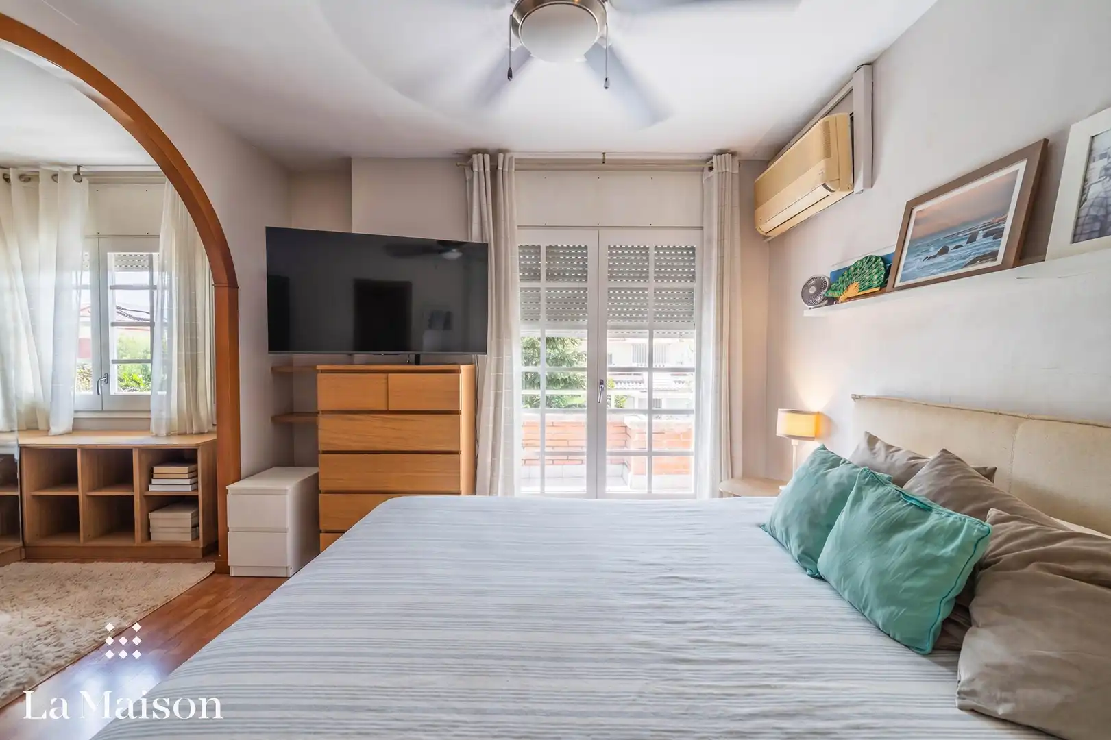 Habitación de Casa o chalet en venta en Premià de Mar con Calefacción, Jardín privado y Parquet