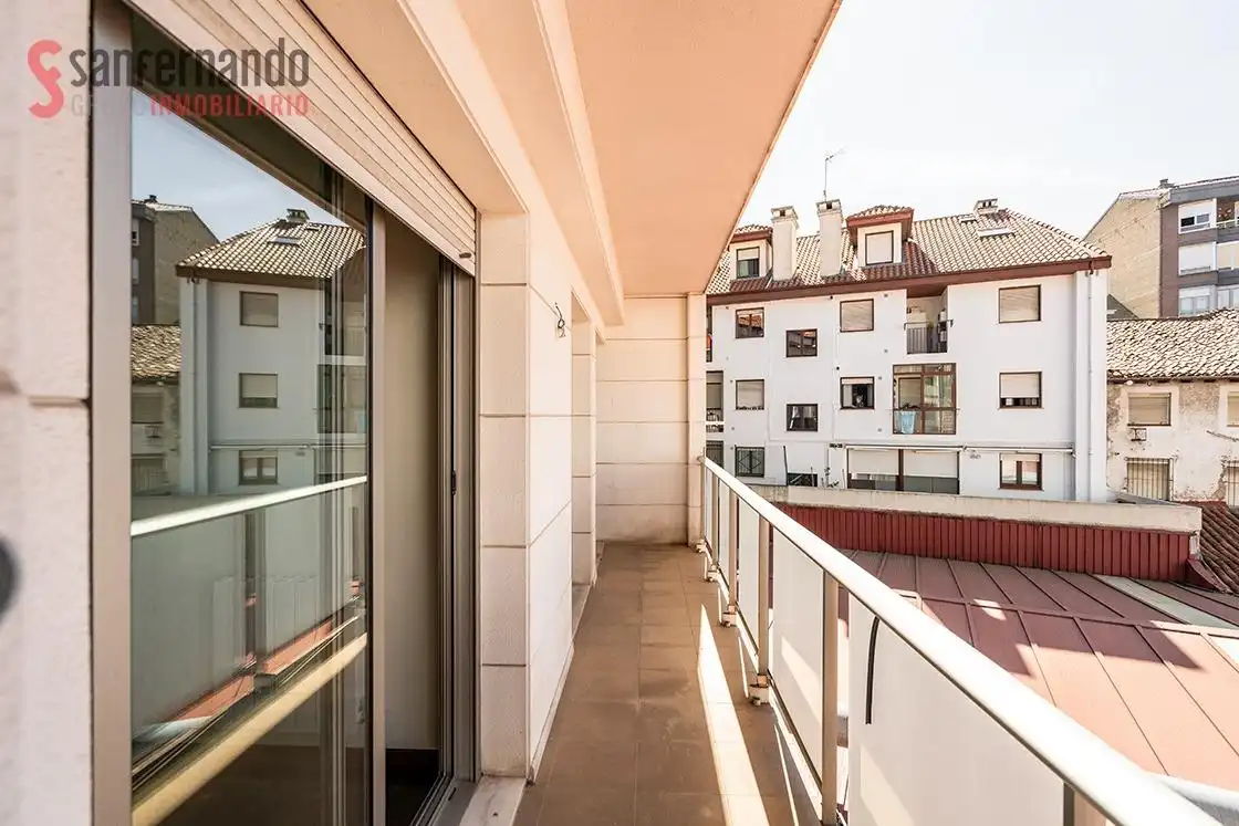 Terraza de Piso en venta en Torrelavega  con Terraza y Balcón