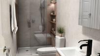 Bathroom of Flat for sale in  Madrid Capital  with Air Conditioner, Heating and Parquet flooring