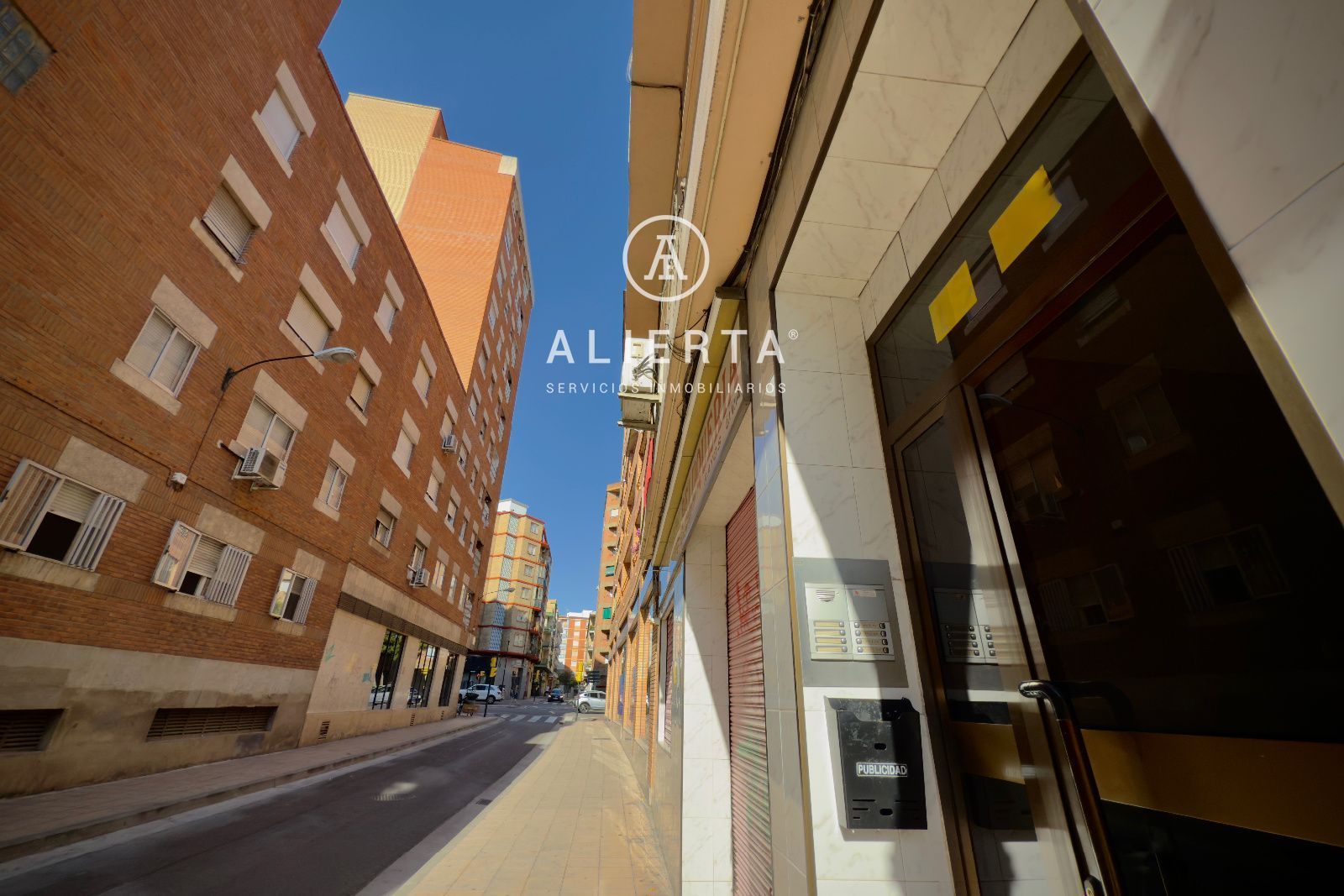 Vista exterior de Pis en venda en  Zaragoza Capital amb Terrassa