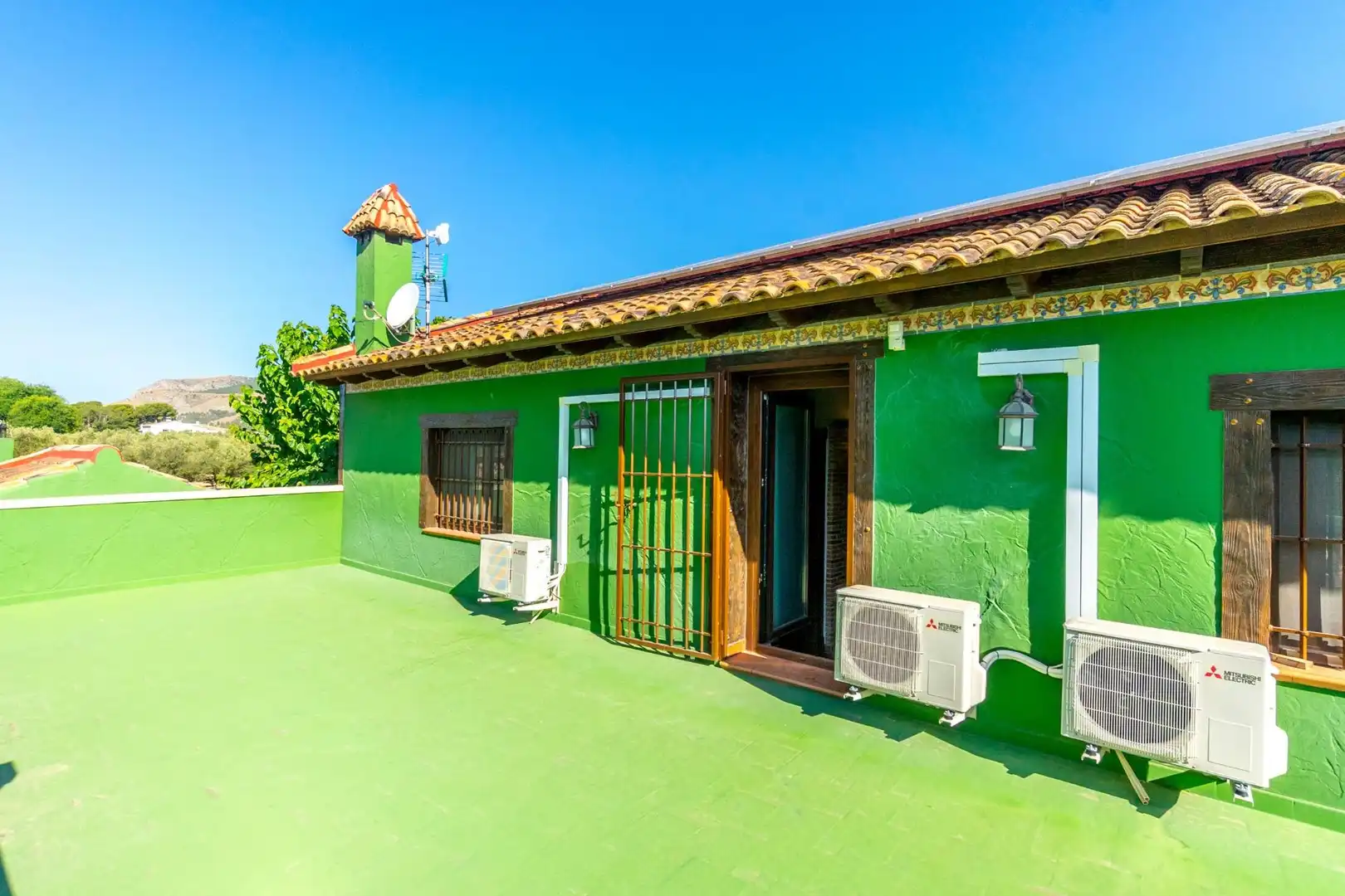 Detached house with pool to rent in Onil, imagen 38