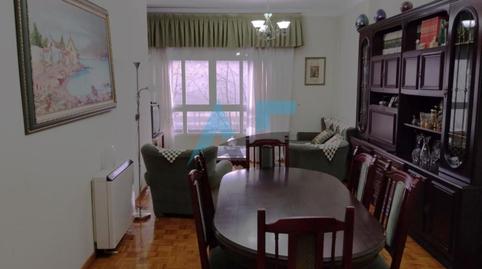 Foto 2 de Pis en venda a Calle Pena Trevinca, Posío, Ourense Capital