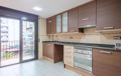 Kitchen of Flat for sale in Rubí