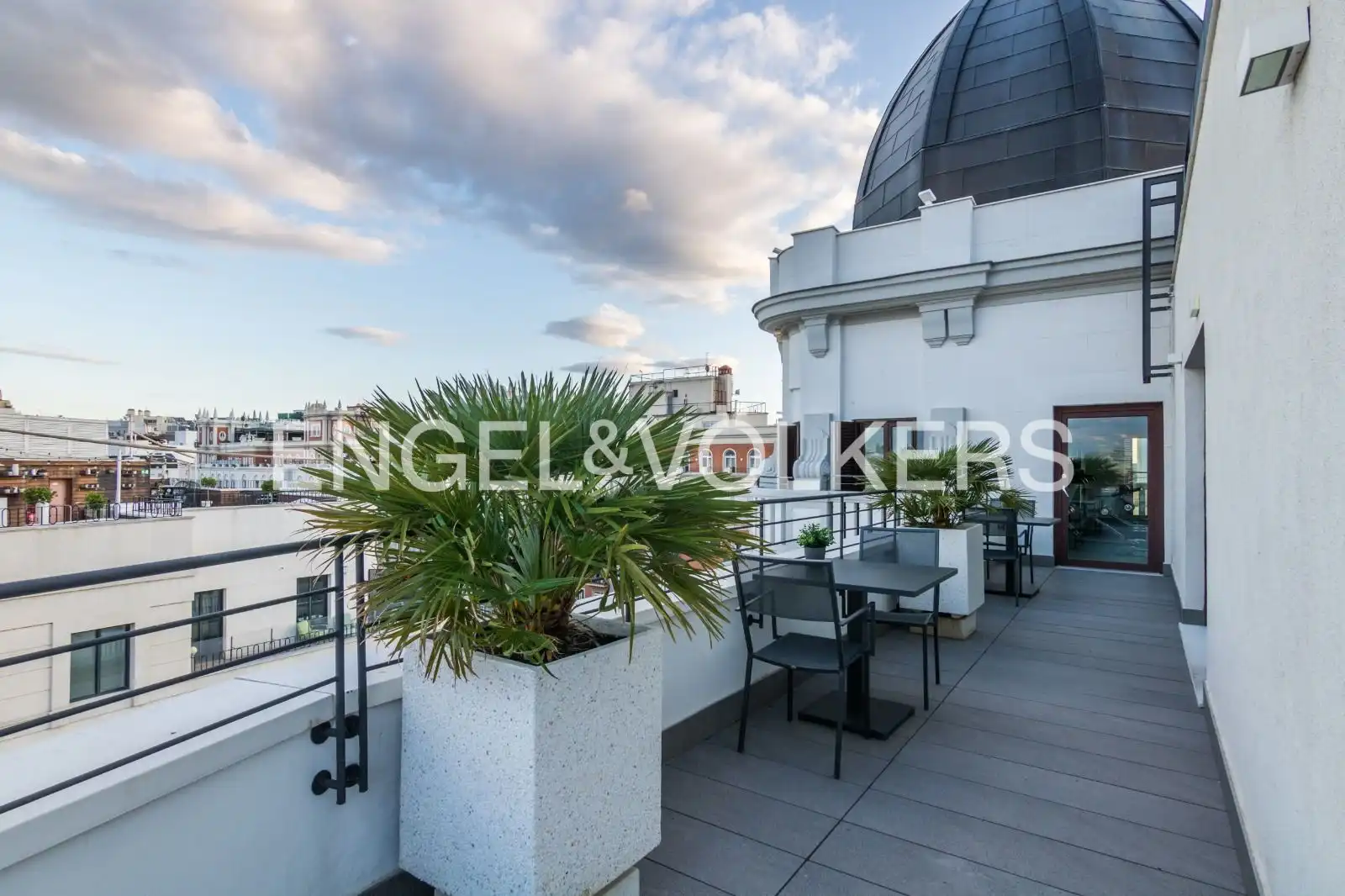 Terrace of Flat for rent in Madrid  with Air Conditioner, Heating and Swimming Pool