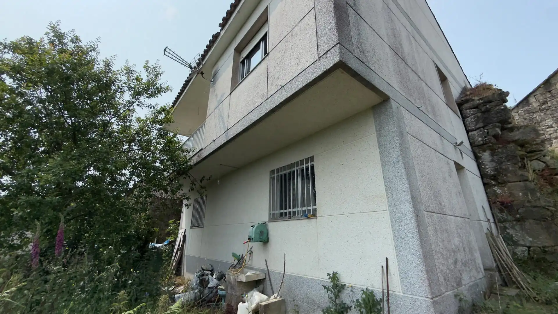 Vista exterior de Casa o chalet en venta en Avión con Calefacción, Jardín privado y Trastero