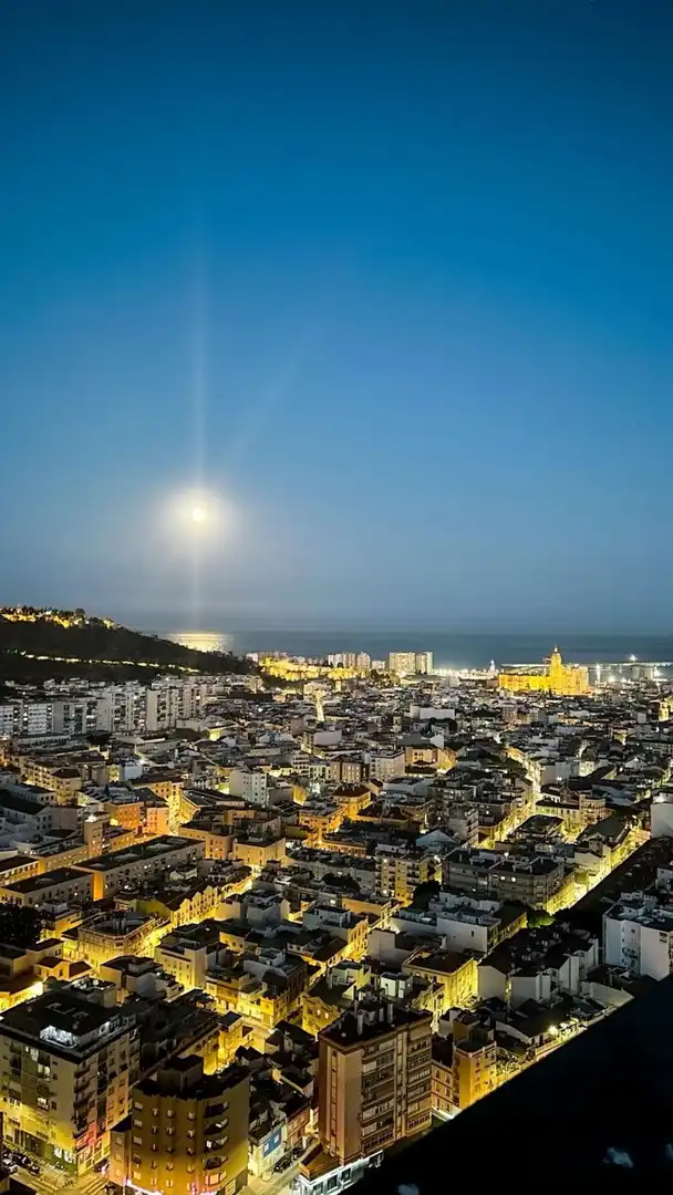 Vista exterior de Apartament en venda en Málaga amb Piscina