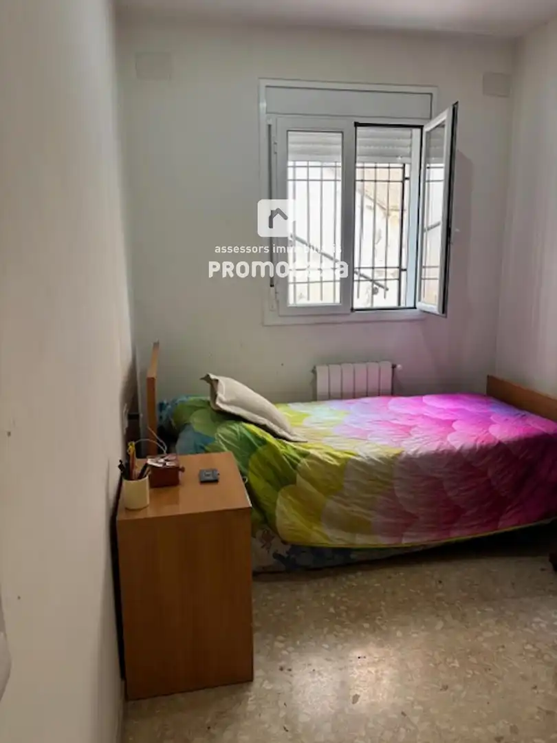 Habitación de Casa o chalet en venta en Barberà del Vallès con Calefacción, Terraza y Balcón
