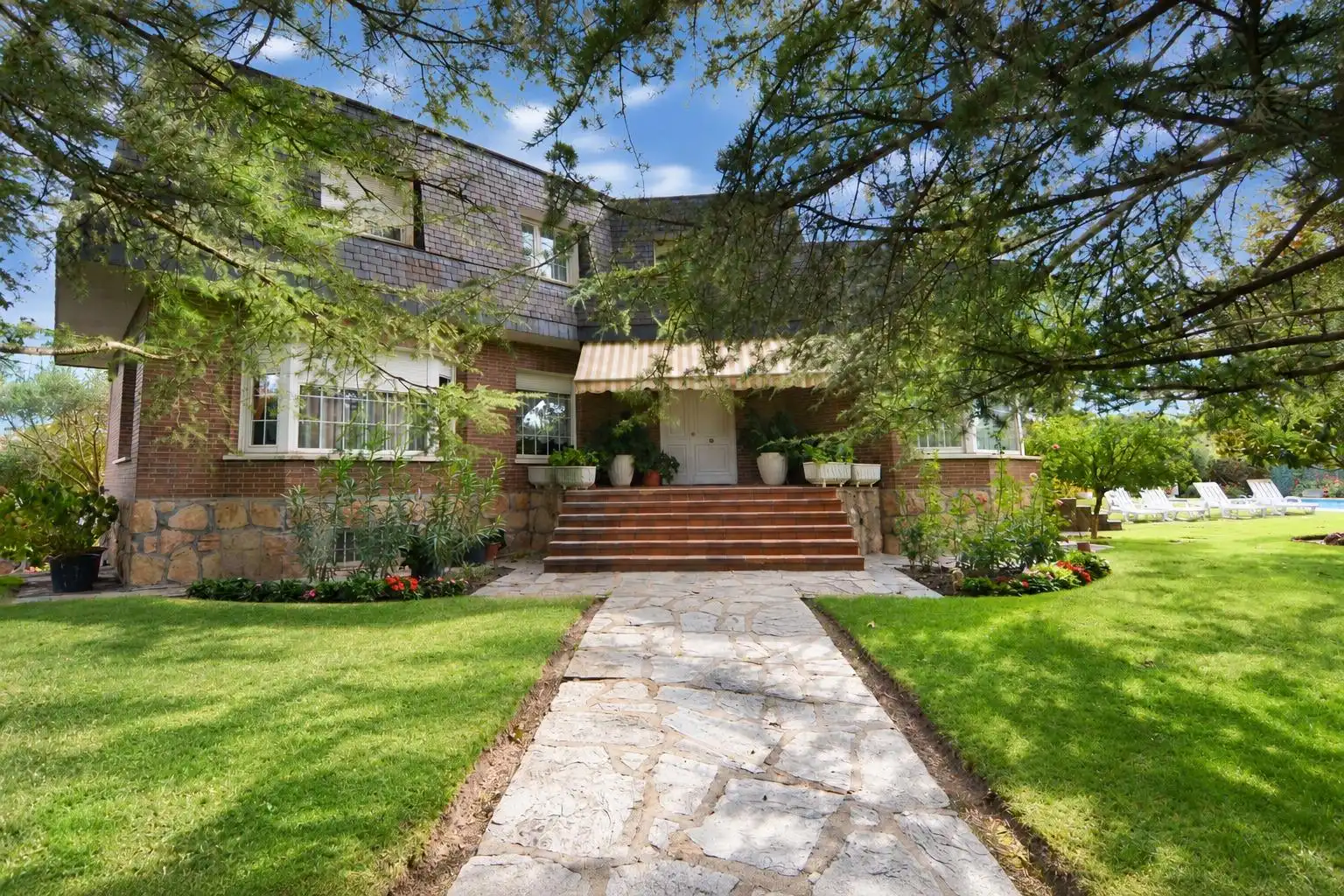 Exterior view of Houses for sale in Valdepastores - Las Encinas
