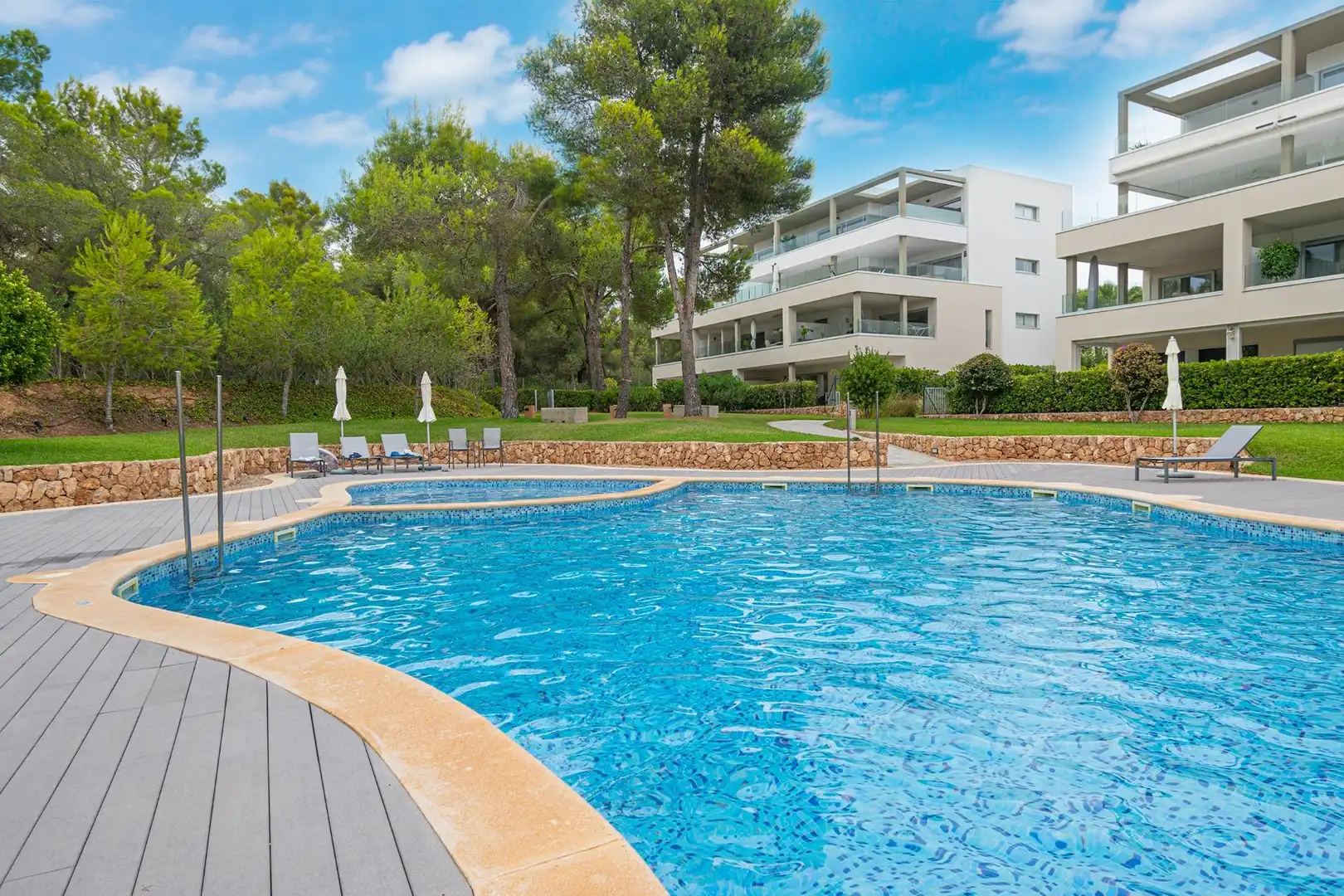 Swimming pool of Ground floor for sale in Calvià  with Air Conditioner, Heating and Terrace