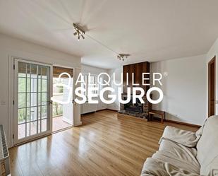 Living room of Flat to rent in Moralzarzal  with Heating, Terrace and Swimming Pool