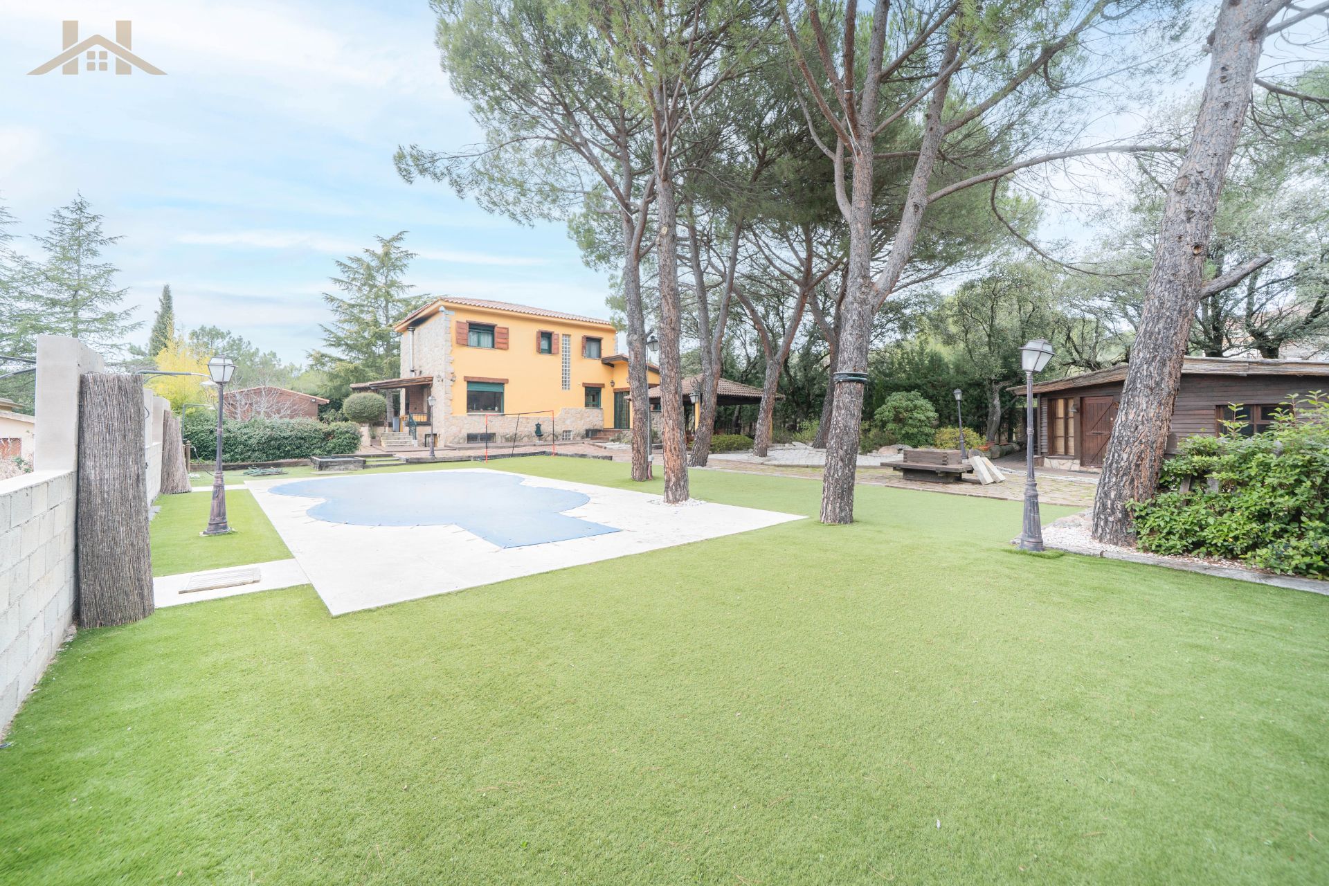 Jardí de Casa o xalet en venda en Alpedrete amb Jardí privat, Terrassa i Traster