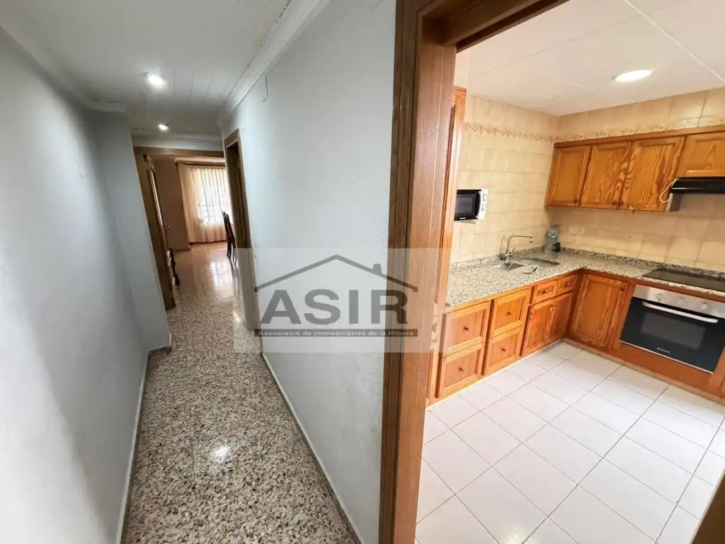 Piso en venta en Alzira con Balcón