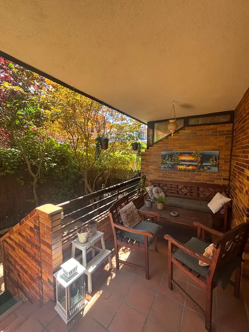 Terraza de Planta baja en venta en Las Rozas de Madrid con Calefacción, Trastero y Piscina comunitaria