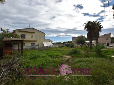 Terreno residenziale in vendita a Avinguda de Montornès 28
