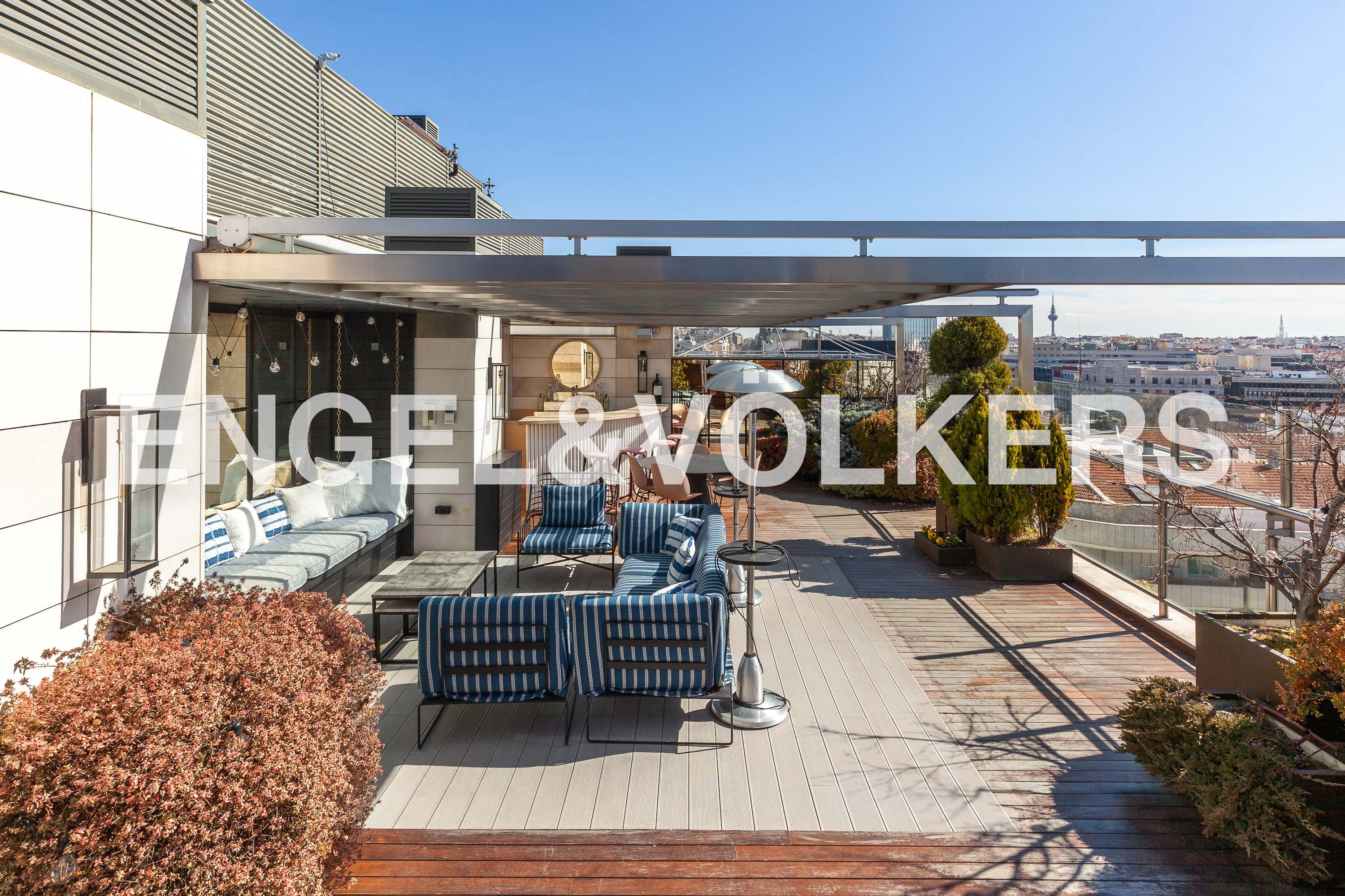 Terrace of Attic for sale in  Madrid Capital  with Air Conditioner, Heating and Terrace