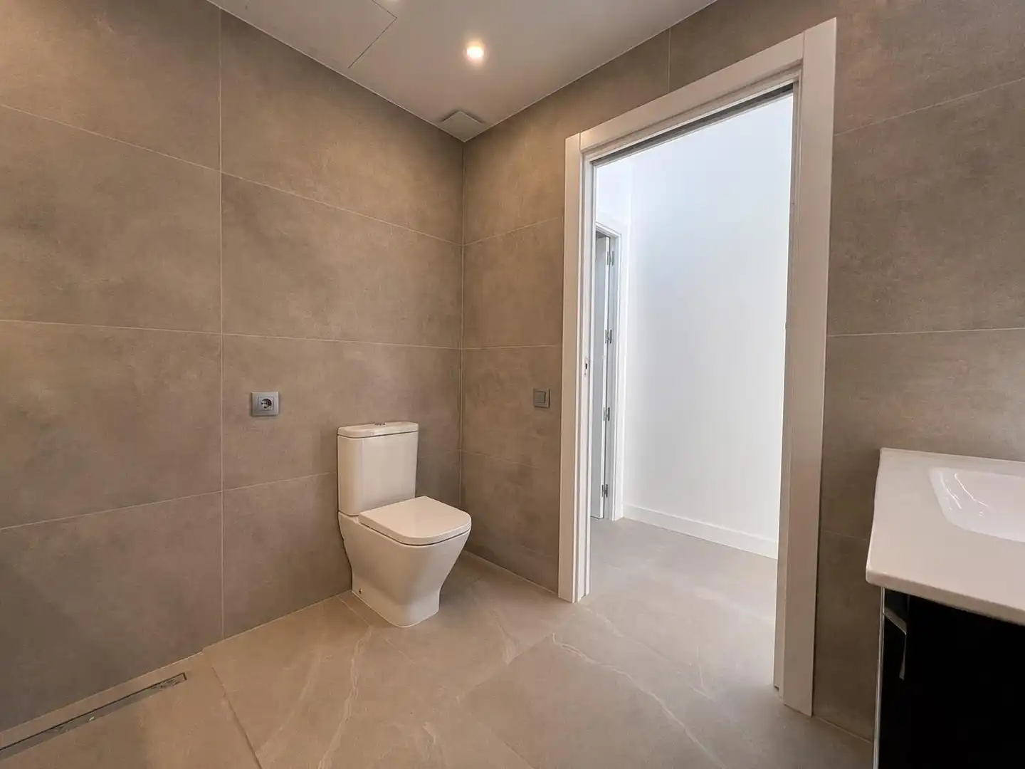 Badezimmer von Erdgeschoss zum Verkauf in Mollet del Vallès mit Klimaanlage, Heizung und Terrasse