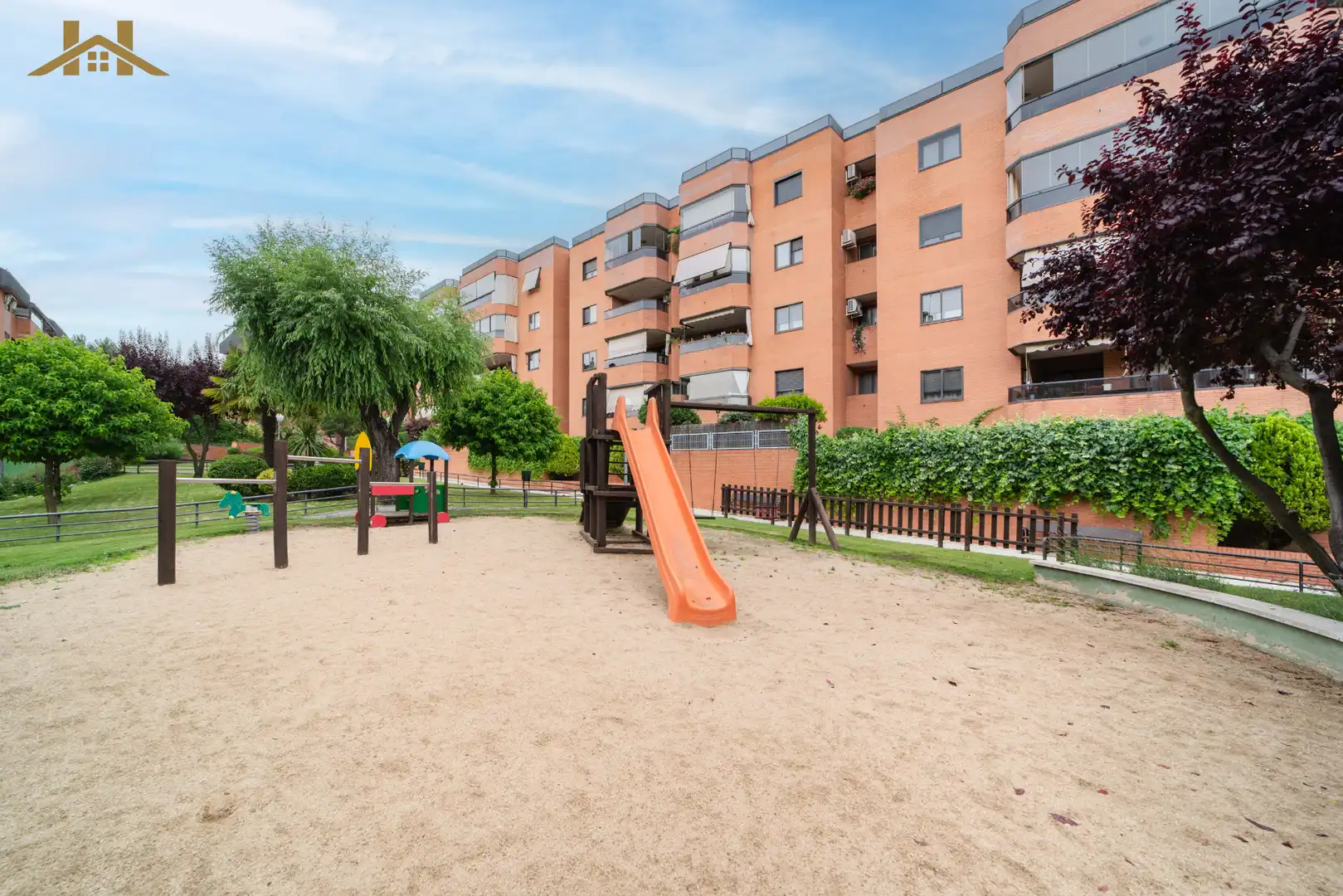 Parking de Piso en venta en Alcobendas con Calefacción, Terraza y Trastero