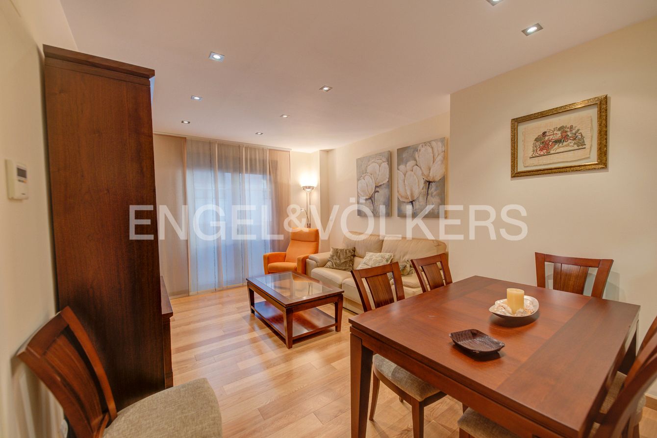 Sala de estar de Piso en venta en Alicante / Alacant con Aire acondicionado, Calefacción y Parquet