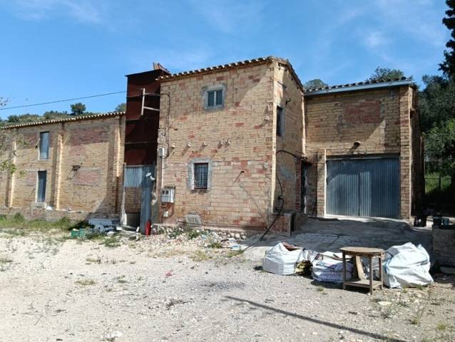 Local comercial en Venta en Aldover