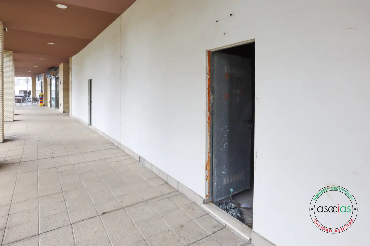 Local en venta en Oviedo 
