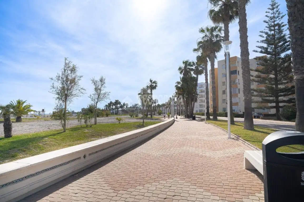 Vista exterior de Pis en venda en Motril