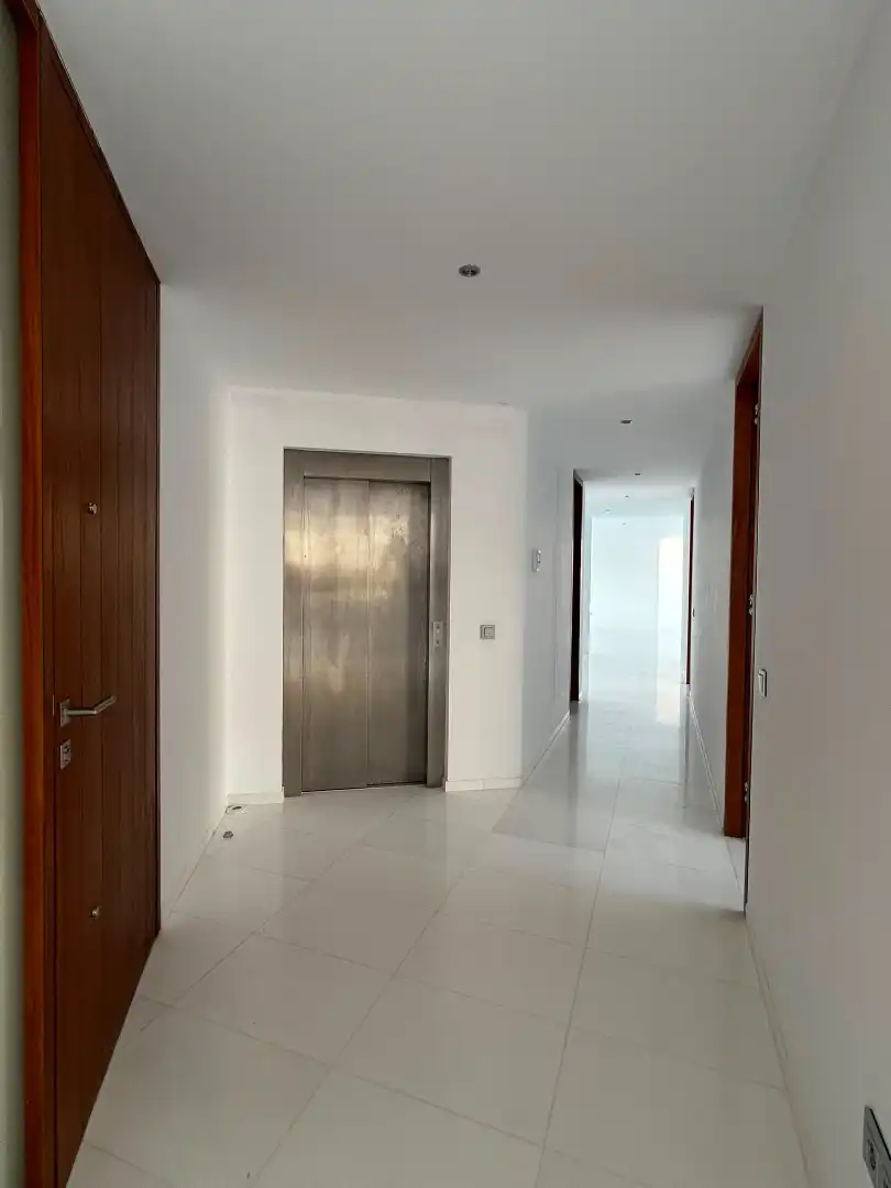 Wohnung zum Verkauf in Santa Cruz de Tenerife mit Privatgarten, Terrasse und Abstellraum