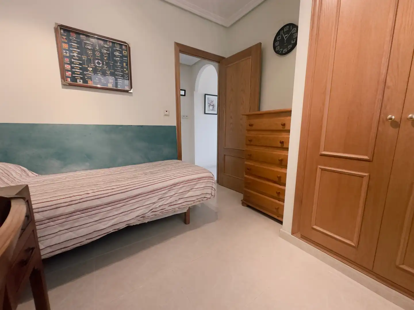 Habitación de Apartamento en venta en Elche / Elx con Aire acondicionado, Terraza y Amueblado