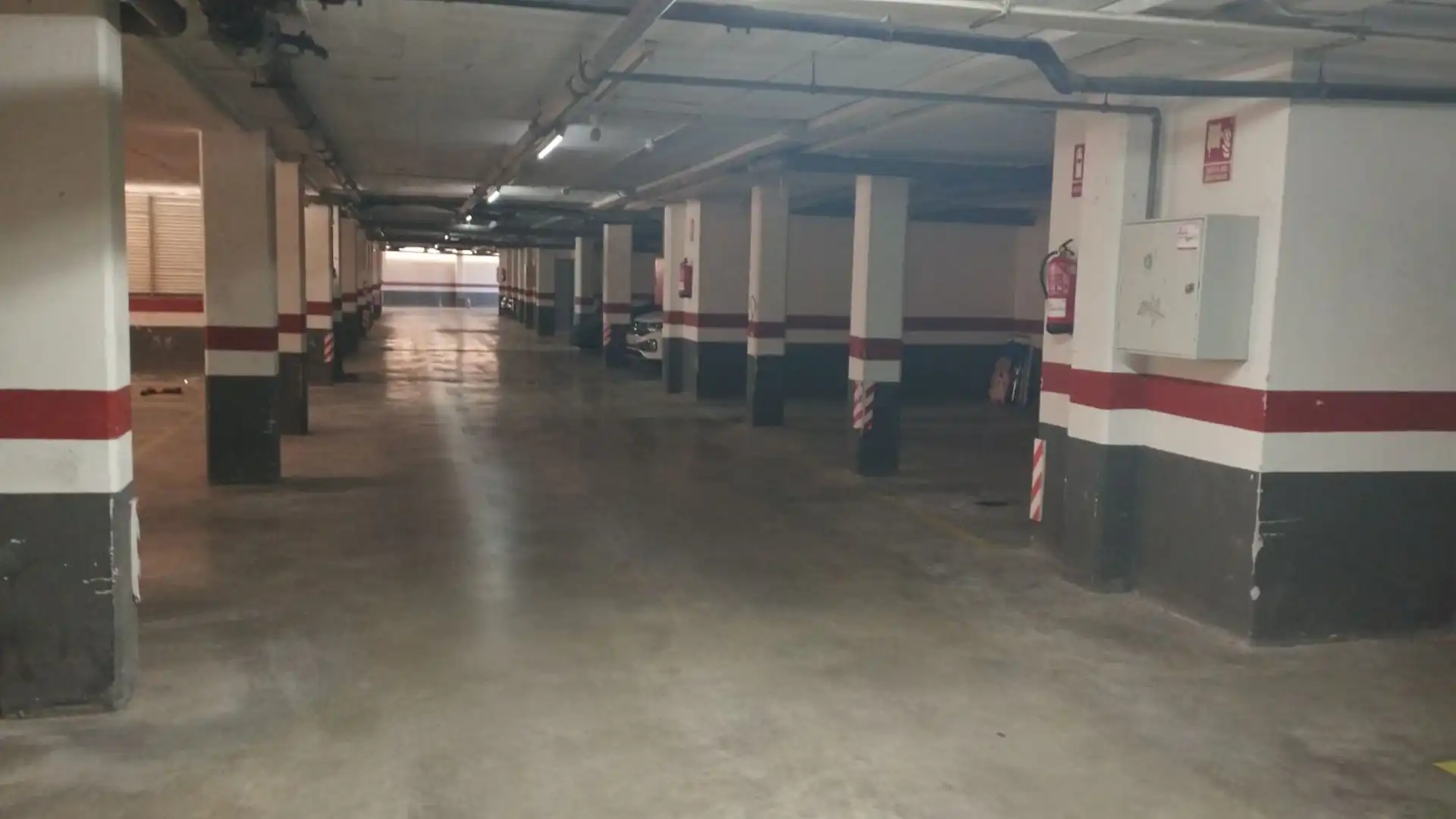 Parking of Garage for rent in Cubelles