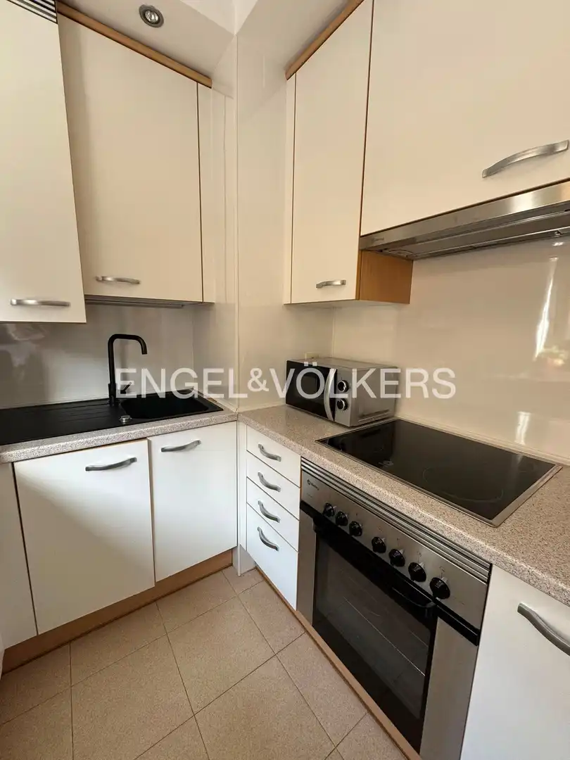 Kitchen of Flat for rent in Madrid  with Heating, Parquet flooring and Swimming Pool